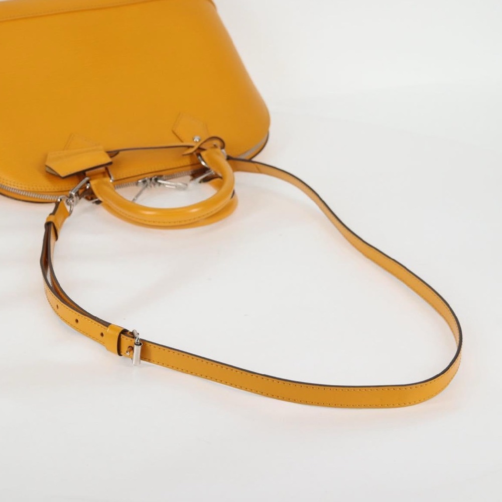 LOUIS VUITTON Epi Alma Citron PM Hand Bag Mimosa with the Matching LV strap - Picture 9 of 15